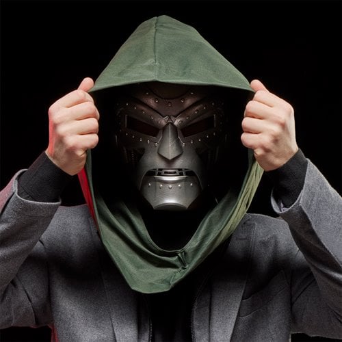 Doctor Doom Premium Roleplay Helmet – Marvel Legends 1:1 Replica