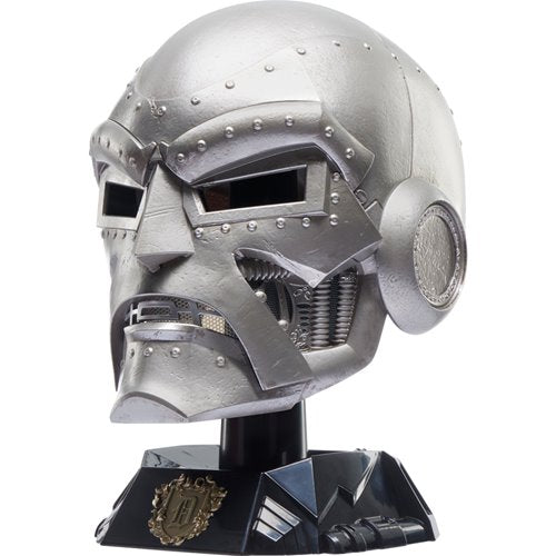 Doctor Doom Premium Roleplay Helmet – Marvel Legends 1:1 Replica