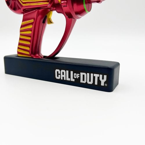 Call of Duty Ray Gun 3D LED Lamp – Official Light-Up Display (Pre-Order)